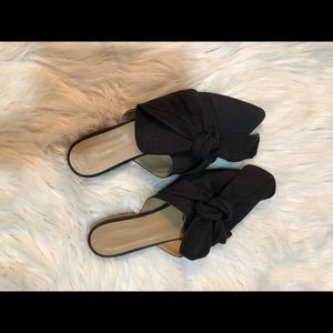 Bow Mules